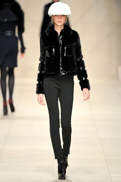 Look 38
